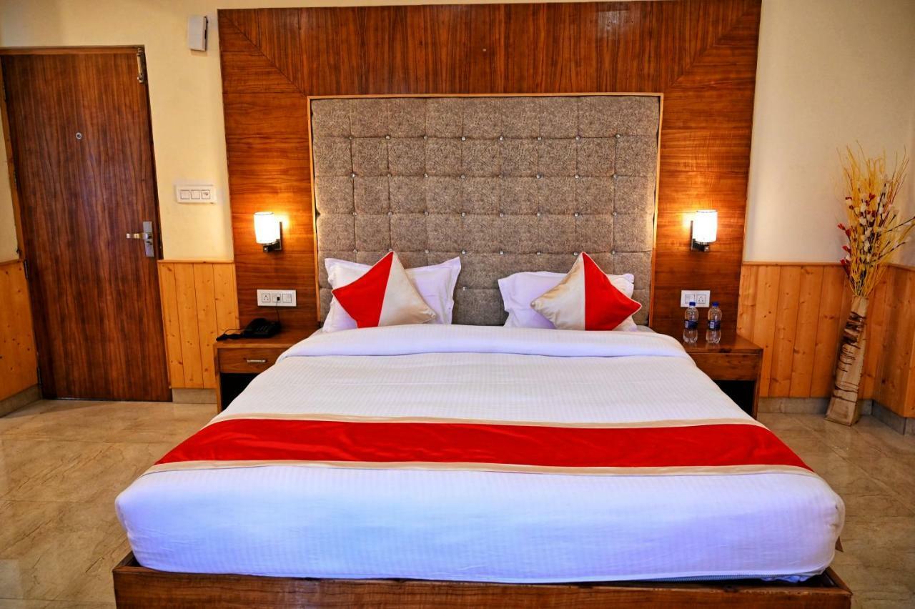 Отель Highq Manali Экстерьер фото